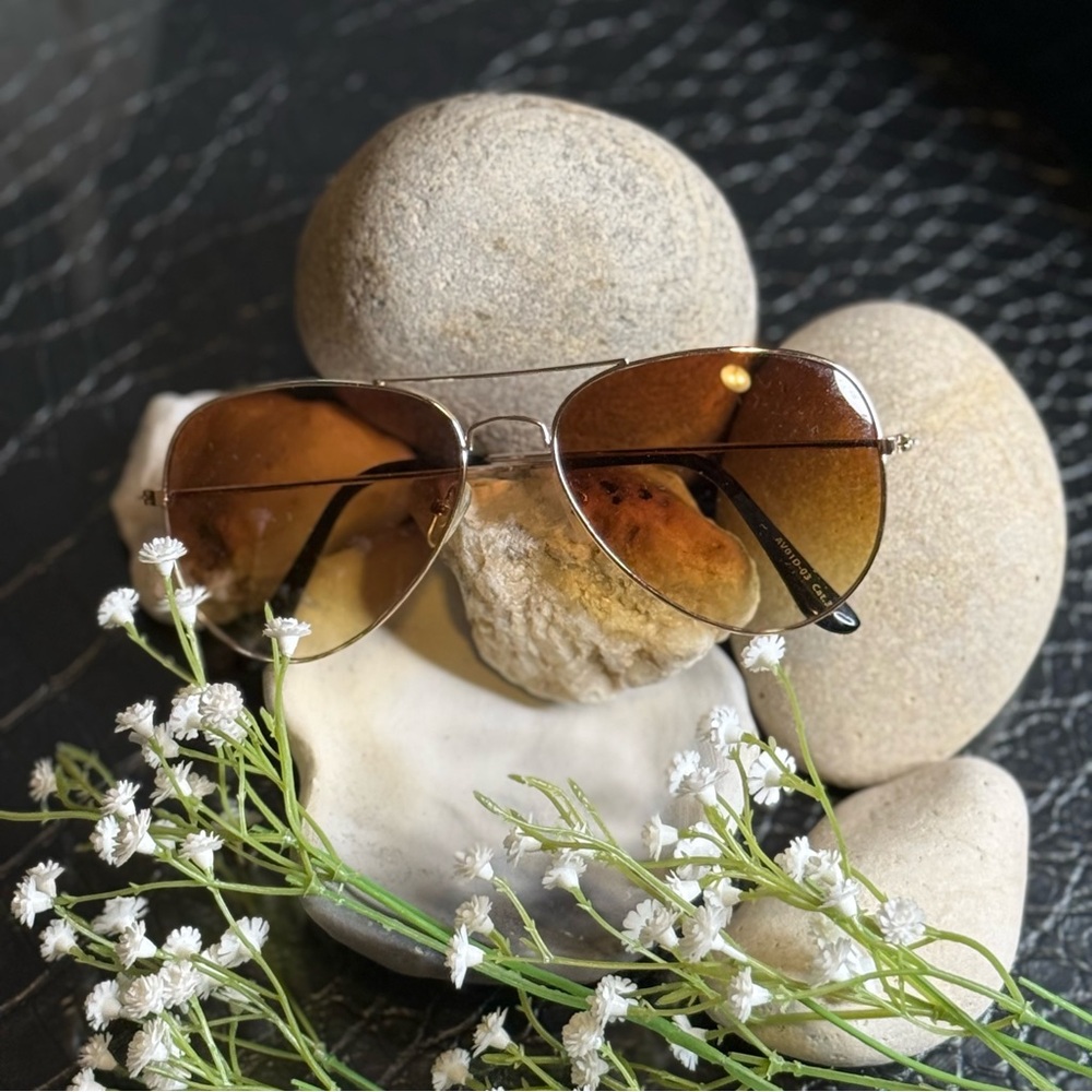 Stylish Brown Aviator Sunglasses